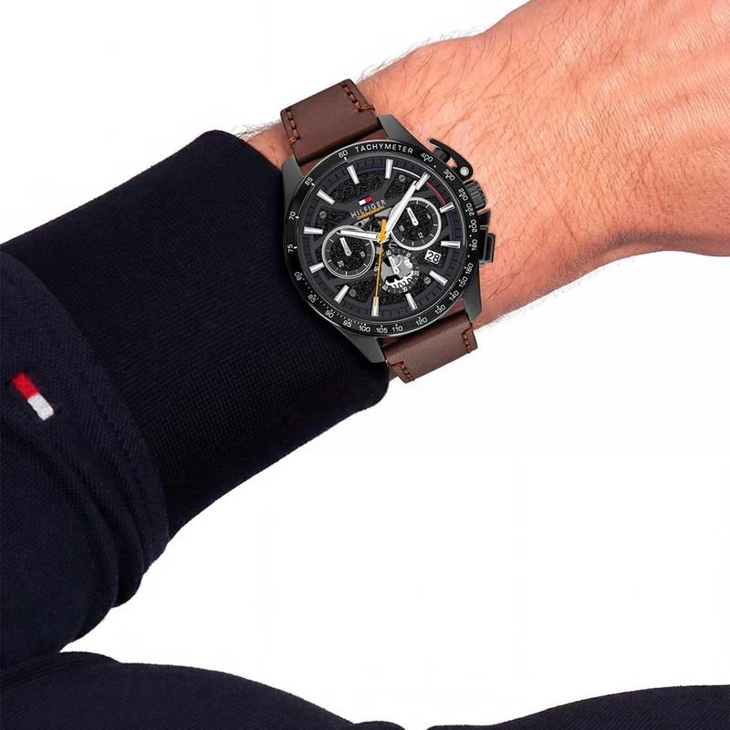 Tommy Hilfiger Bank 1792291 Herren Armbanduhr • Quarzwerk • Klassisches Design