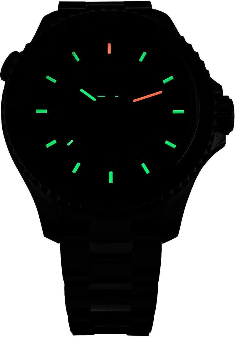 Traser P67 SuperSub 109378 Herrenuhr • Trigalight • 50 ATM Wasserdicht