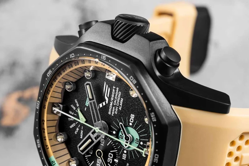 Vostok Europe Atomic Age YM86-640C697 Herren • Tritium • Alarm