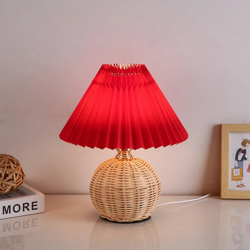 Rotan Tafellamp Geplooide Kap USB 5W Slaapkamer Nachtkastje Scandinavisch Boho Sfeerverlichting Riet Bureau Leeslamp | Sansoti