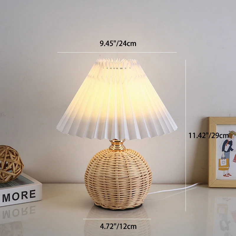 Rotan Tafellamp Geplooide Kap USB 5W Slaapkamer Nachtkastje Scandinavisch Boho Sfeerverlichting Riet Bureau Leeslamp | Sansoti