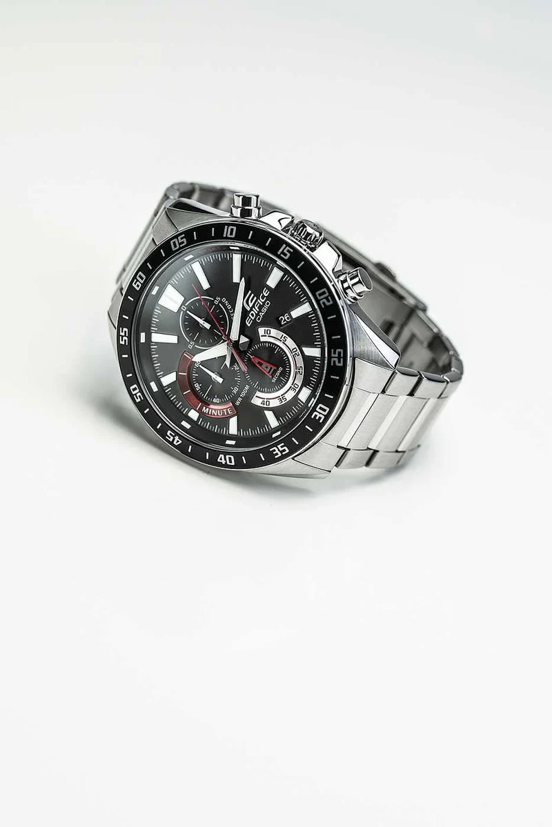 Casio Edifice EFV-620D-1A4VUEF Herrenuhr • Chronograph • 10 bar Wasserdichtigkeit