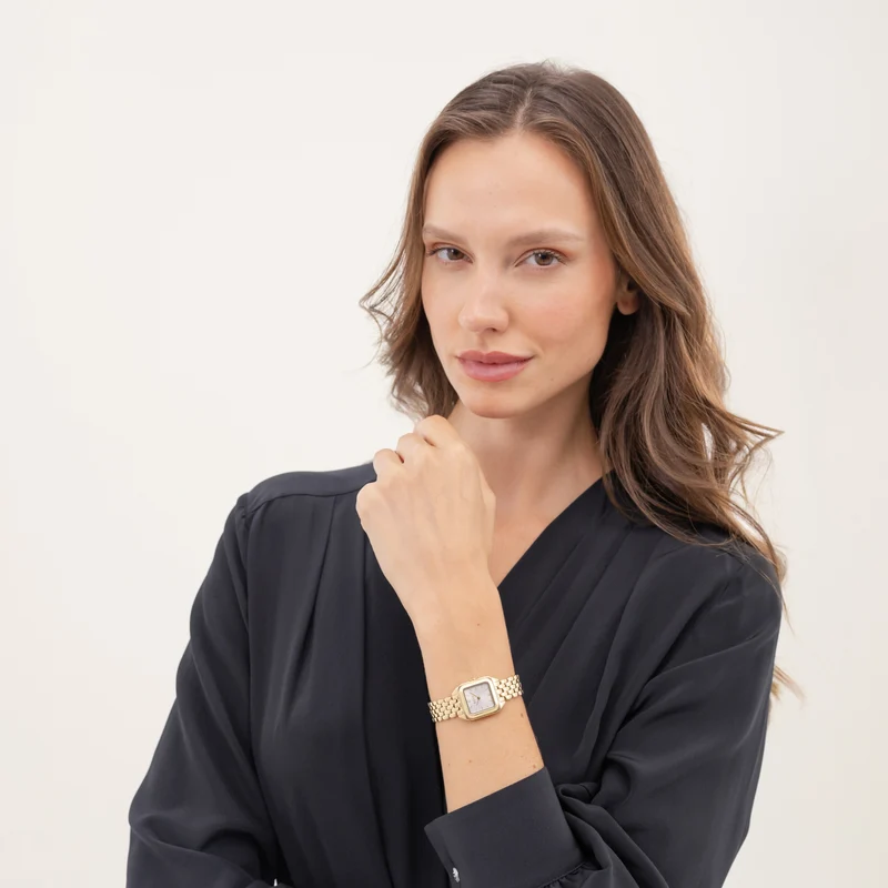 BOSS Mae Petite 1502823 Damen Armbanduhr Goldfarben • Saphirglas • Minimalistisches Design