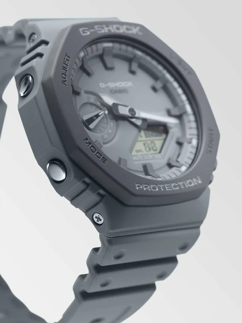 Casio G-Shock GA-2110ET-8AER Herrenuhr • Extreme Stoßfestigkeit • 20 Bar Wasserdichtigkeit
