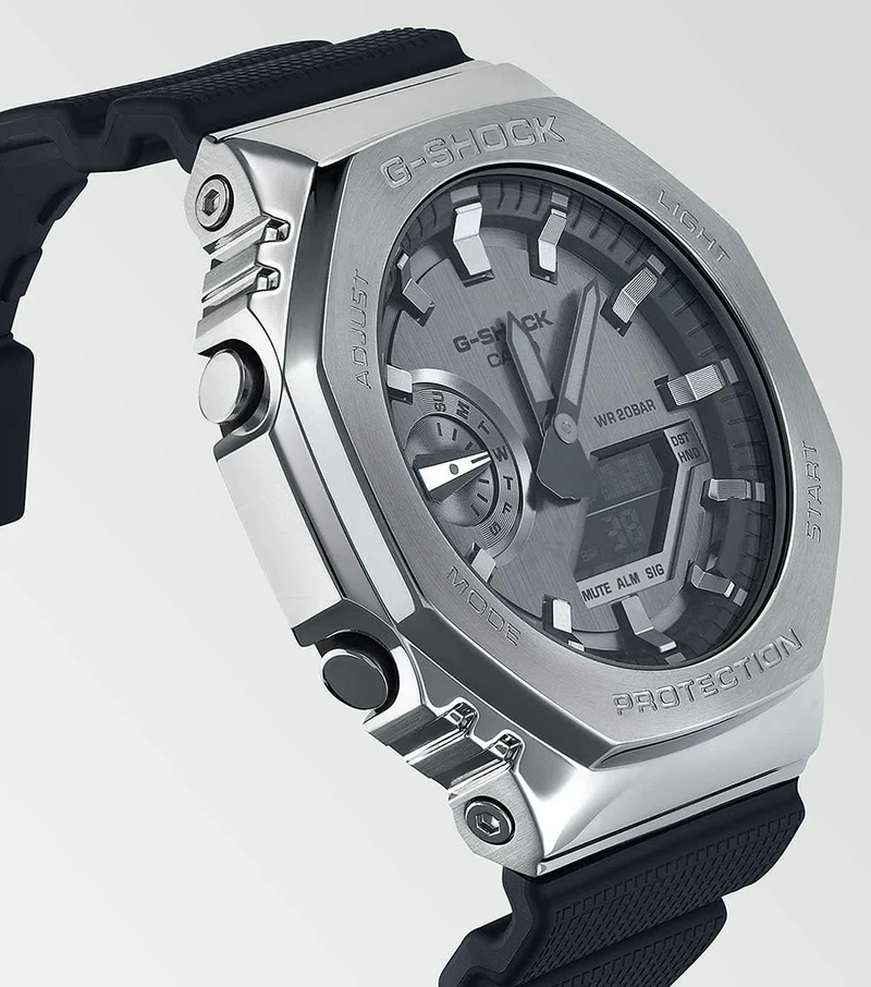 Casio G-Shock GM-2100-1AER Herrenuhr • Extreme Stoßfestigkeit • Ikonisches Metall-Design