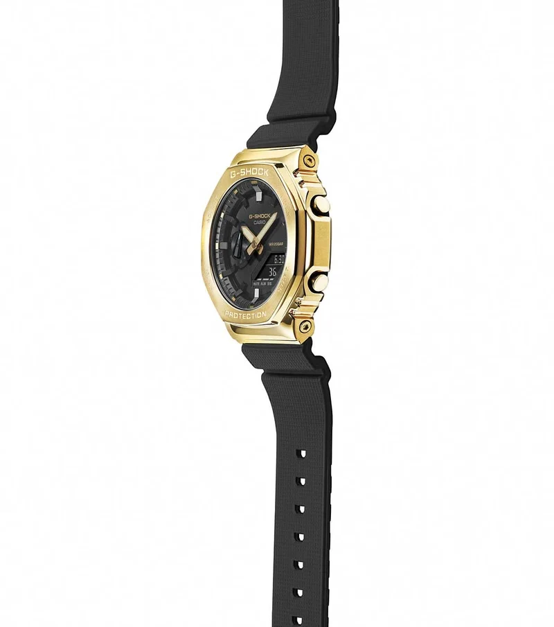 Casio G-Shock GM-2100G-1A9ER Herrenuhr • Extreme Stoßfestigkeit • Ikonisches Design mit Gold-Lünette