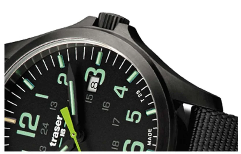 Traser P67 Officer Pro 107426 Herrenuhr • Trigalight Leuchttechnologie • Swiss Made