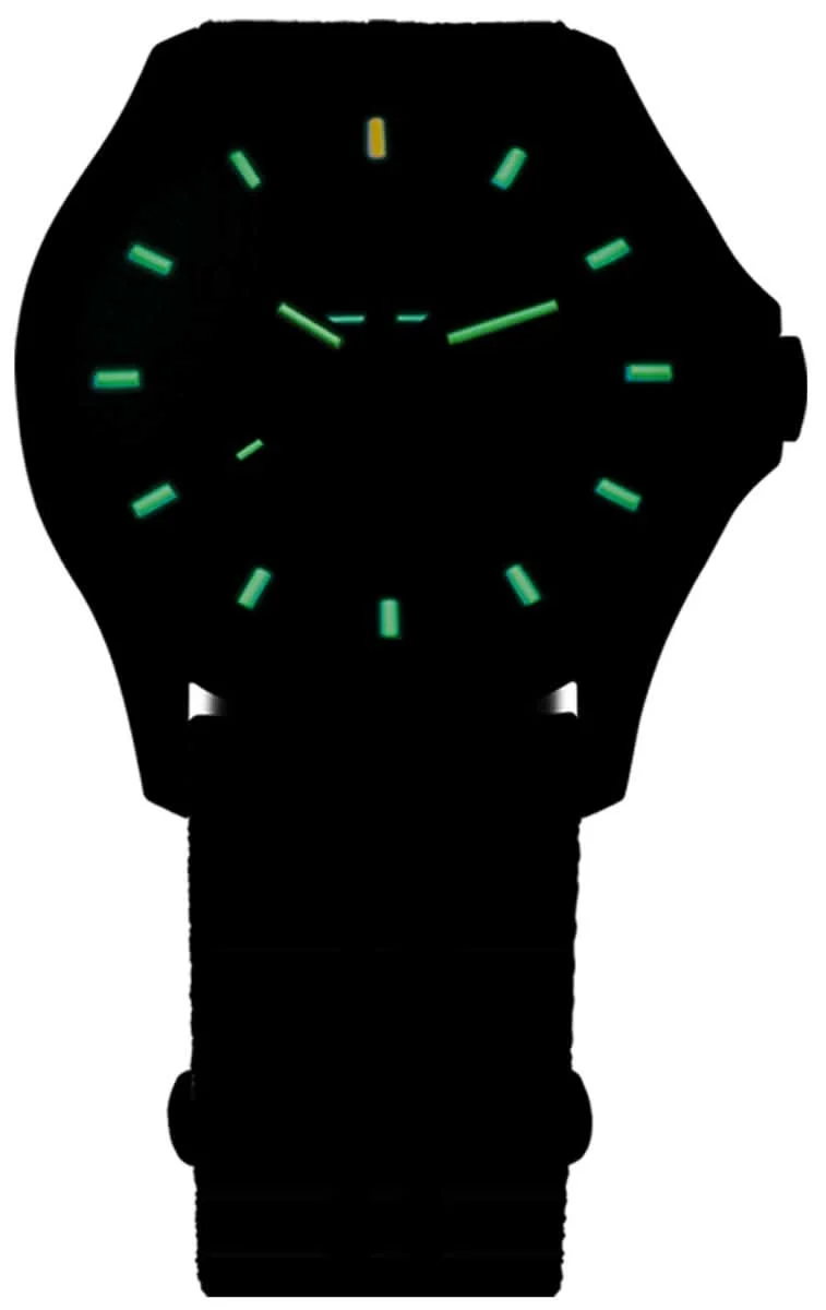 Traser P67 Officer Pro 107426 Herrenuhr • Trigalight Leuchttechnologie • Swiss Made