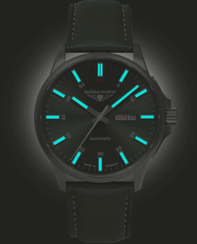 Bauhaus Aviation 2866-4 Herrenuhr • Titan • Made in Germany