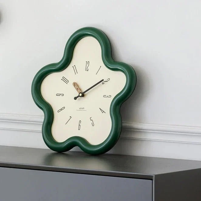 Wandklok met 3D Bloemmotief en Stille Slingerbeweging 39x39cm Decoratief Design voor Woonkamer Slaapkamer | Sansoti