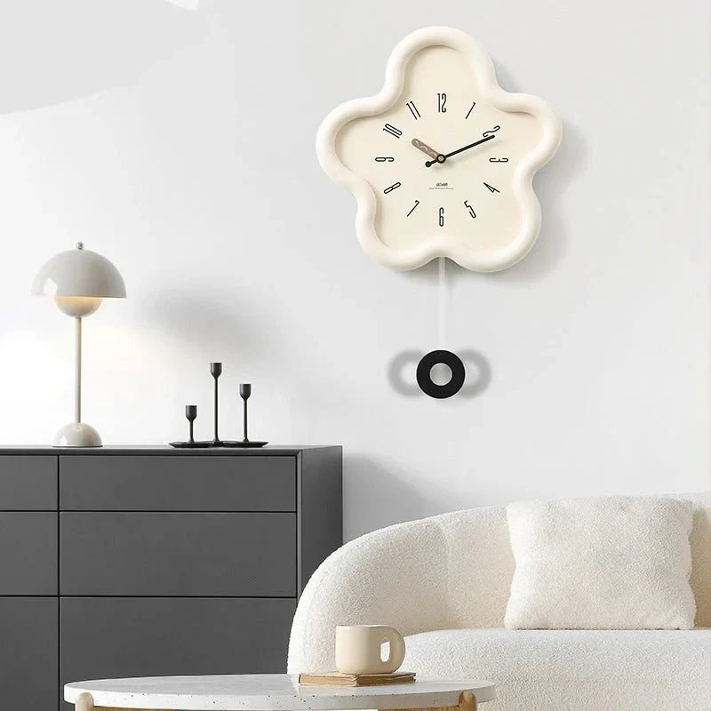 Wandklok met 3D Bloemmotief en Stille Slingerbeweging 39x39cm Decoratief Design voor Woonkamer Slaapkamer | Sansoti