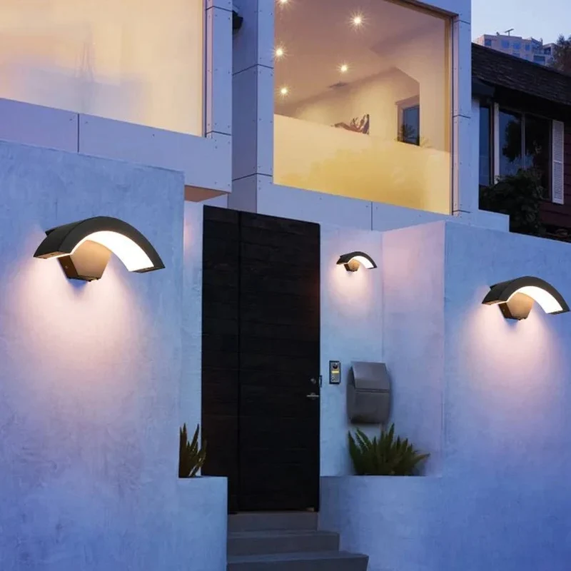 Gebogen LED Wandlamp met Bewegingssensor Buitenverlichting Aluminium Waterdicht IP65 Tuinverlichting 18W-30W | Sansoti