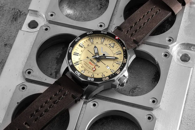 Vostok Europe Rocket N1 NH34-225A713-LBBRN Herren • Automatik GMT • Braunes Lederband