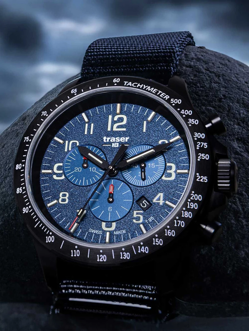 Traser H3 P67 Officer Chronograph 109461 Herrenuhr Blau • Nato-Armband • Chronograph