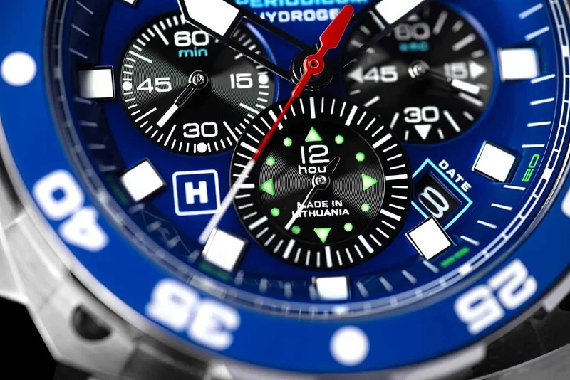 Vostok Europe Engine VK67-650A720 Herrenuhr • Tritium-Beleuchtung • 30 ATM