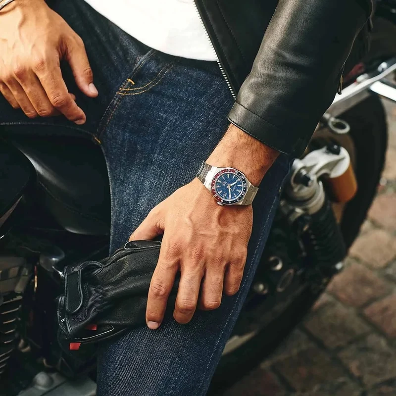 Citizen Series 8 NB6030-59L Herrenuhr • GMT Automatik • Saphirglas