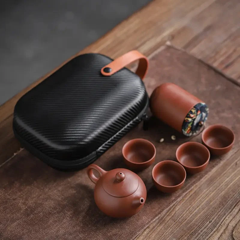 Reistheeservies Keramiek Handgemaakt met Reiskoffer Theepot 4 Kopjes Bewaarfles | Sansoti