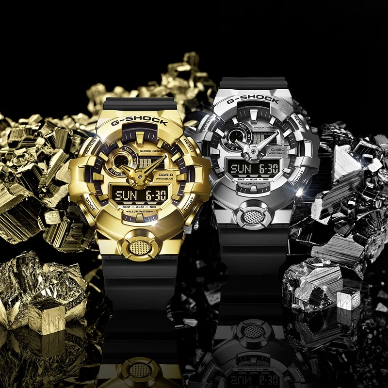 Casio GM-700G-9AER G-Shock Classic Herrenuhr Schwarz-Gold • Edelstahlgehäuse mit Goldionenbeschichtung • Analog-Digital-Kombizifferblatt