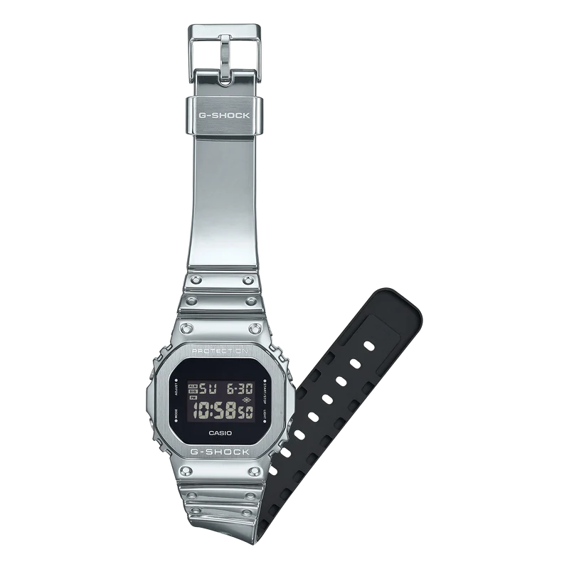 Casio GM-5600YM-8ER G-Shock Herrenuhr Silber • Edelstahllünette • 20 bar wasserdicht