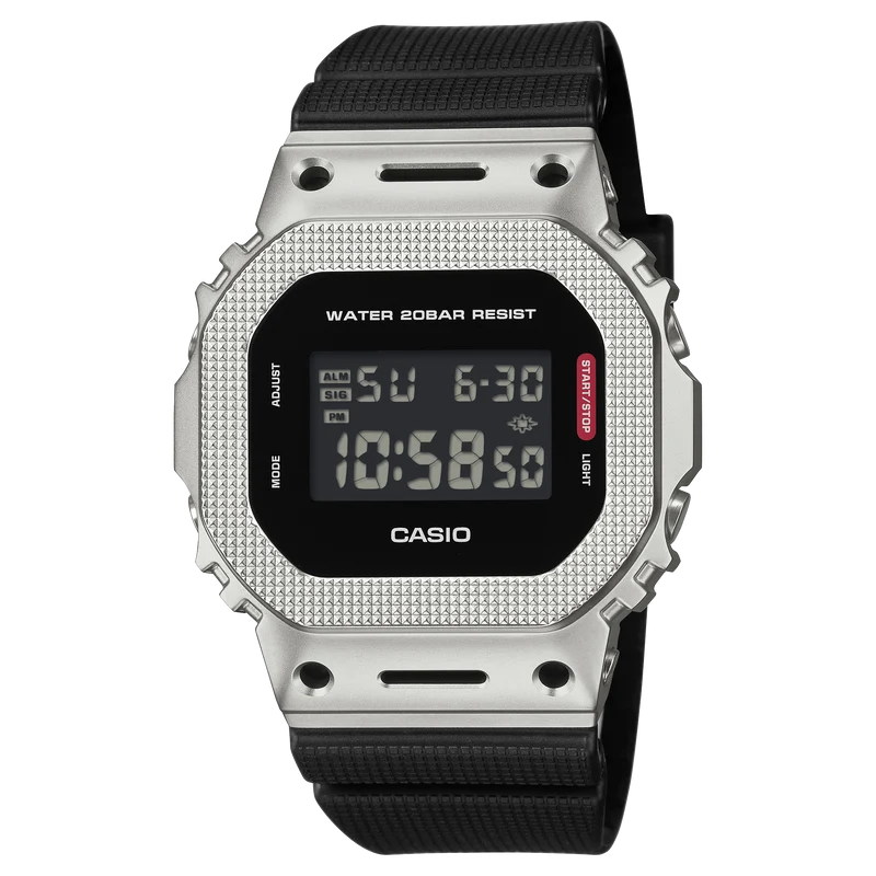 Casio G-Shock GM-5600M-1ER Herrenuhr • Metalllünette aus Edelstahl • Stoßfest & 20 bar wasserdicht