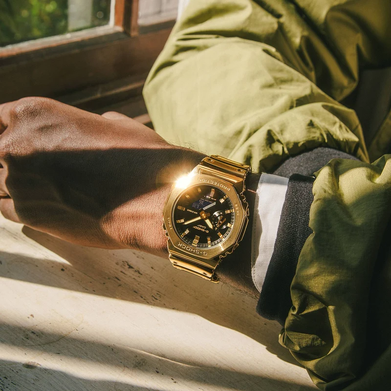 Casio GM-2100YMG-9AER G-Shock G-Steel Herren • Goldfarbene Metalllünette • Stoßfest & wasserdicht
