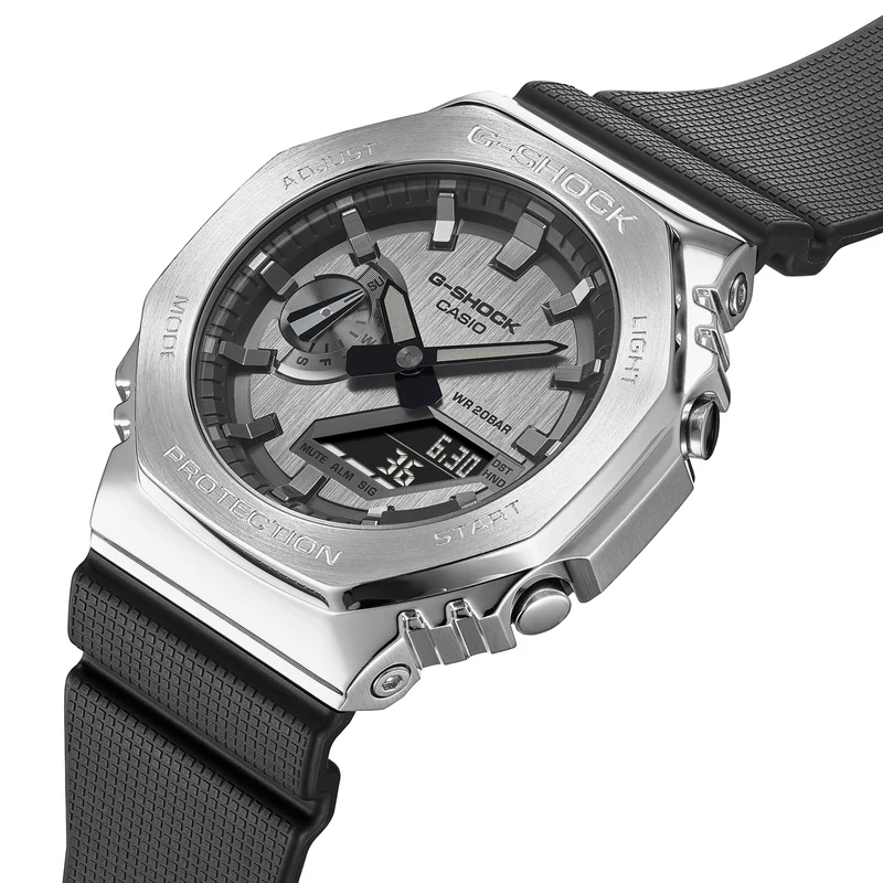 Casio G-Shock GM-2100-1AER-MAN Herren • Star Wars Mandalorian Edition • Stoßfestes Metallgehäuse