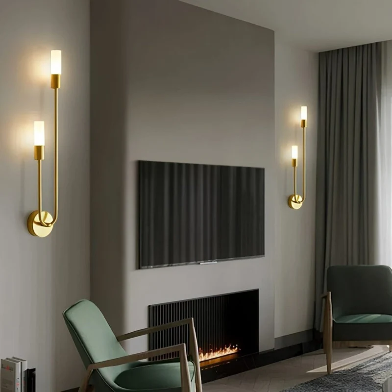 Wandlamp Goud met Dubbele Matte Glazen Cilinders 55cm Warm Wit Licht Verticaal Modern Design Woonkamer | Sansoti