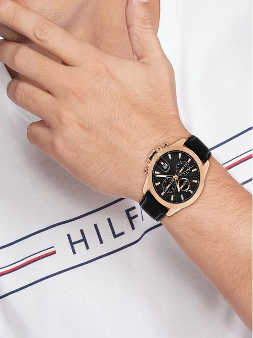 Tommy Hilfiger 1792198 Herrenuhr Silber • Texturiertes Zifferblatt mit Datum • 5 BAR Wasserdicht