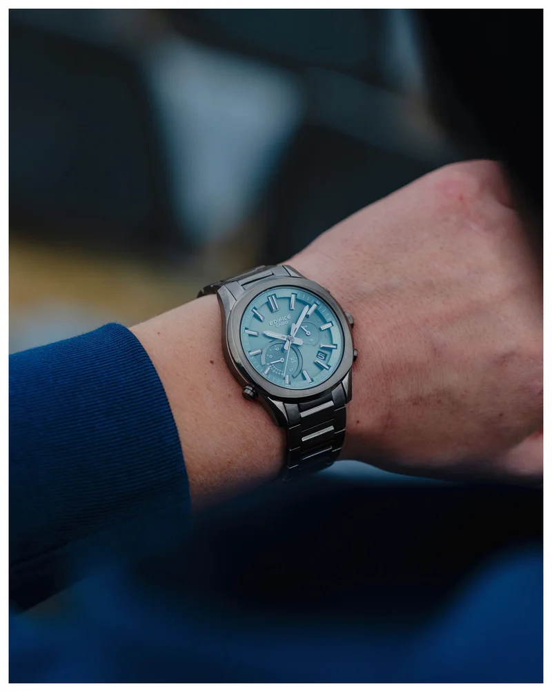 Casio Edifice EQB-1300DC-3AEF Herrenuhr • Tough Solar • Bluetooth Smartphone-Link