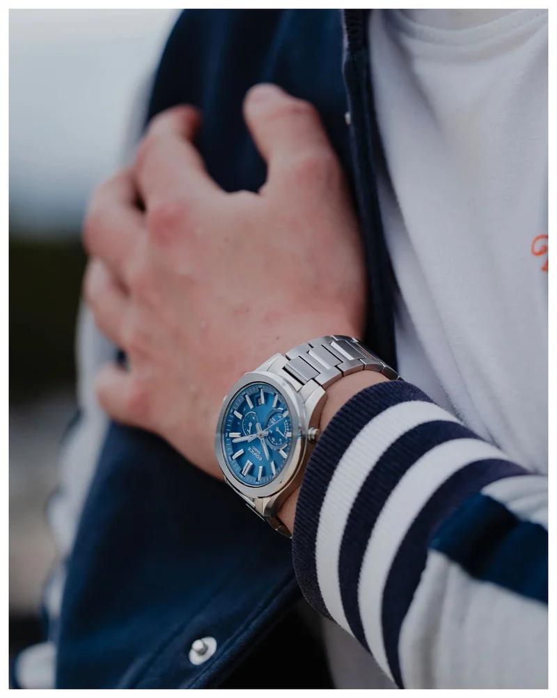 Casio Edifice EQB-1300D-2AEF-1 Herren Armbanduhr Blau • Saphirglas • Solar-Bluetooth