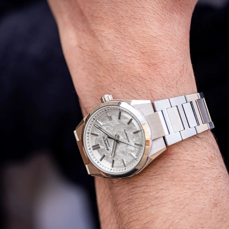 Casio Edifice EFK-110D-7AER Herrenuhr • Automatikwerk aus Japan • Saphirglas