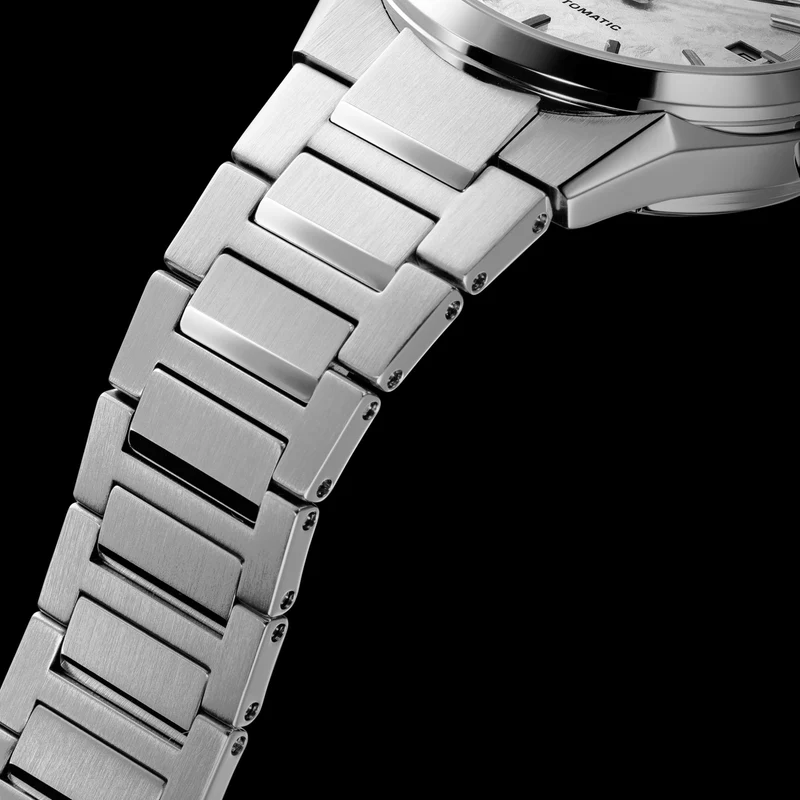 Casio Edifice EFK-110D-7AER Herrenuhr • Automatikwerk aus Japan • Saphirglas