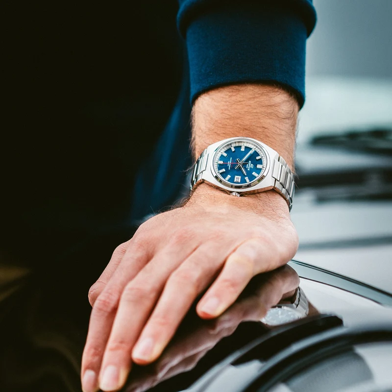 Casio Edifice EFB-109D-2AVEF Herrenuhr Blau • Saphirglas • 10 bar Wasserdichtigkeit