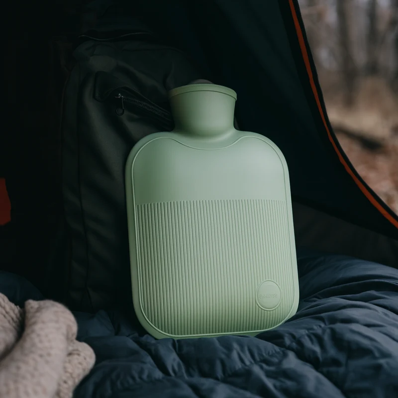 Warmwaterkruik 2000ml Lekvrij met Zachte Fleece Hoes voor Koude Voeten Handen en Rug Winterwarmte Comfort | Sansoti
