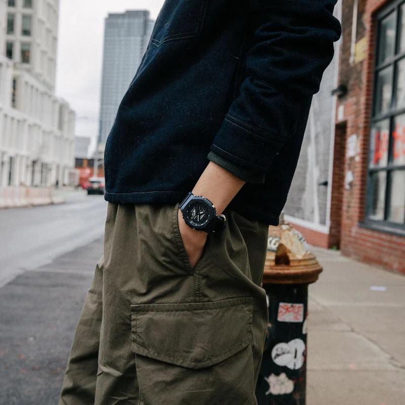 Casio G-Shock GA-2100BCE-1AER Herrenuhr • Carbon Core Guard • Cordura-Band