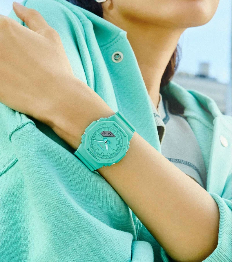Casio G-Shock GMA-P2100-2AER Damenuhr • Extreme Stoßfestigkeit • Kompaktes Design