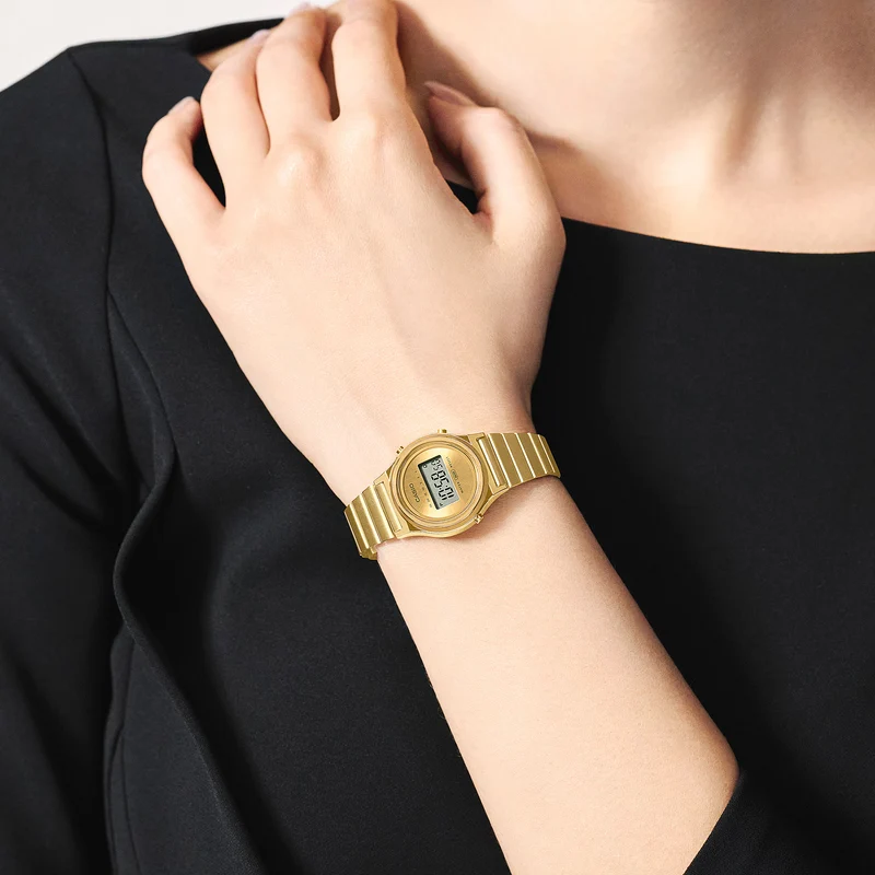 Casio Vintage LA700WEG-9AEF Damenuhr • Kultiges Retro-Design • Goldfarbenes Finish