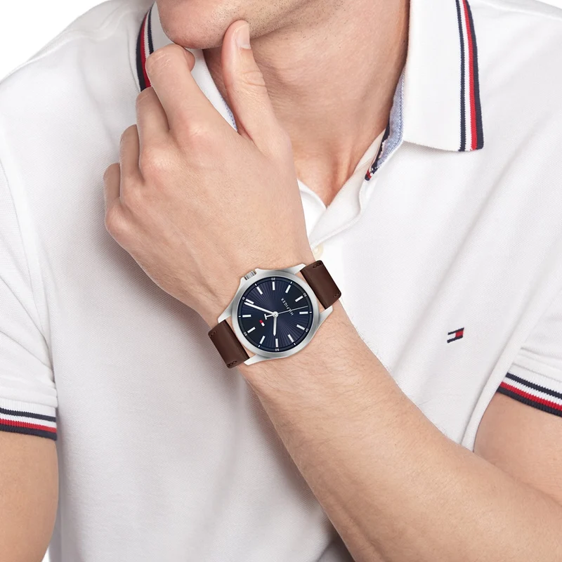 Tommy Hilfiger Bruce 1710669 Herrenuhr Blau • Echtes Lederarmband • Mineralglas