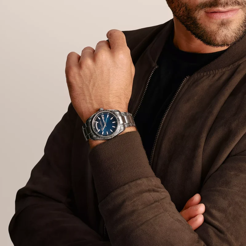 Thomas Sabo Rebel At Heart Revive WA0439-201-209 Herrenuhr Mitternachtsblau • Graviertes Edelstahlgehäuse • Saphirbeschichtetes Mineralglas