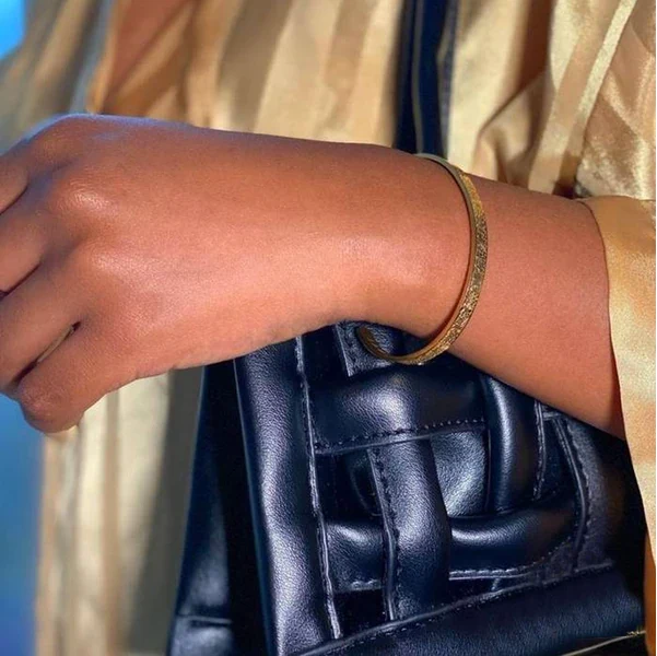 Islamitische Armband met Arabische Kalligrafie Verstelbaar Roestvrij Staal Beschermend Sieraad 4 Kleuren | Sansoti