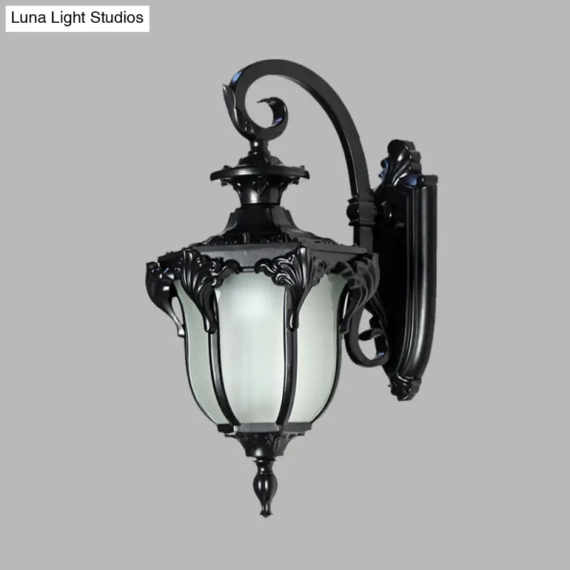 Buitenwandlamp Eikel met Sierarm Wit Glas E26/E27 Zwart Messing Vintage Rustieke Buitenverlichting Tuinlamp | Sansoti