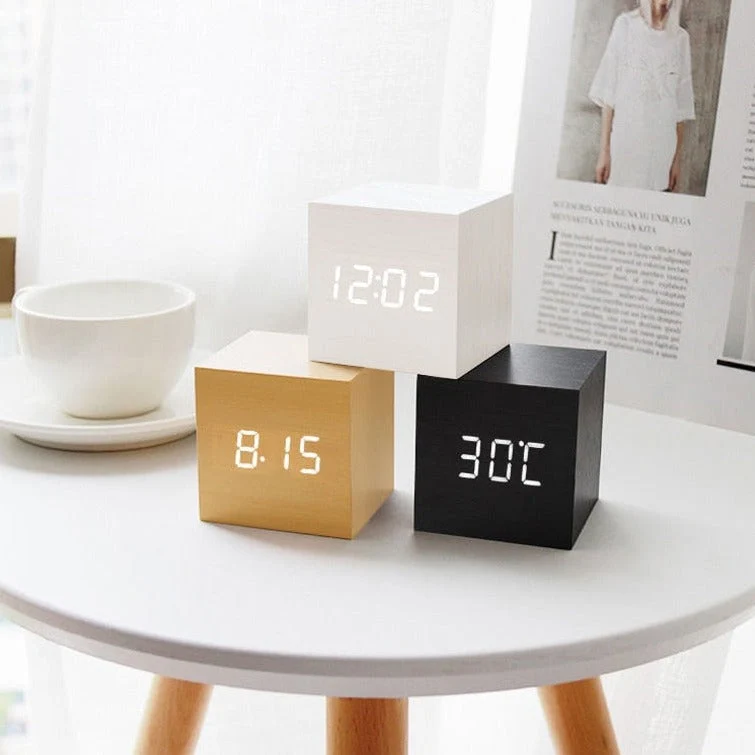 LED Wekker met Minimalistisch Design & Slimme Functies | Sansoti