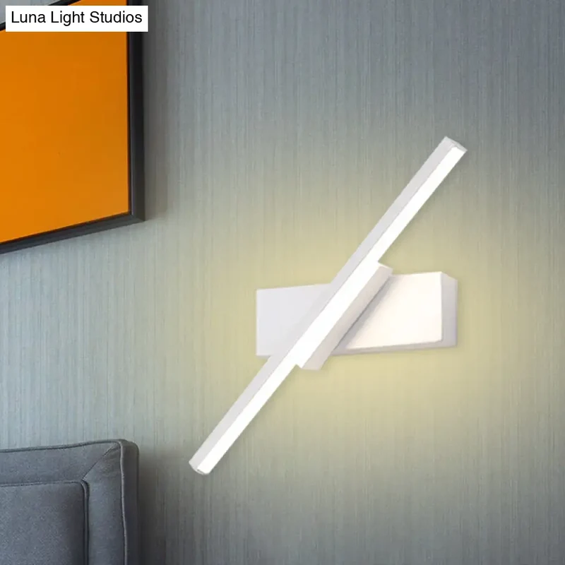 Lineaire LED Wandlamp met Acryl Lichtstrip voor Modern Interieur Zwart of Wit Sfeervol Designverlichting | Sansoti