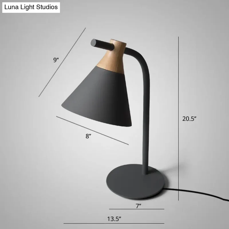 Verstelbare Tafellamp met Conische Kap Metaal Slaapkamer Nachtkastje Leeslamp Flexibele Arm Modern Design | Sansoti