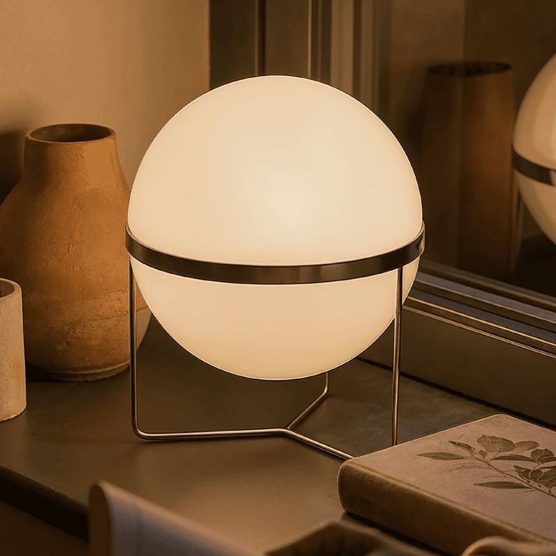Rasu Minimalistische Staande Lamp Van Massief Staal Met Stabiele Voet | Sansoti