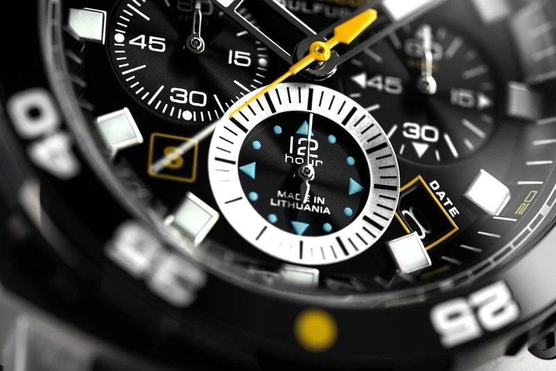 Vostok Europe Systema VK67-650E725B Herrenuhr • Bullhead • 20 ATM