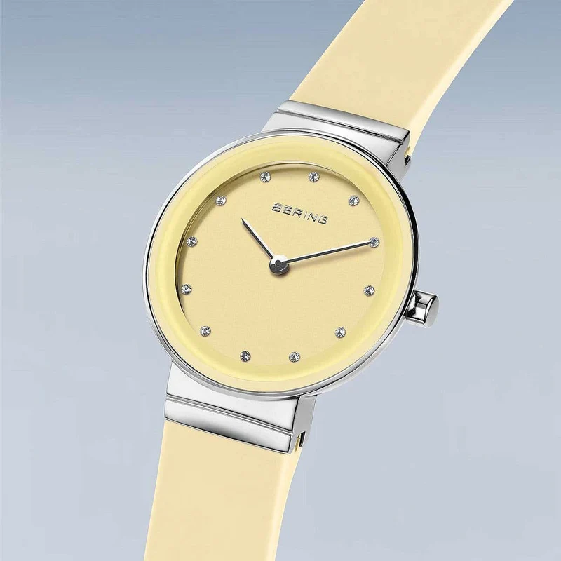 Bering Classic 10129-600 Damenuhr • Kratzfestes Saphirglas • Flaches Design