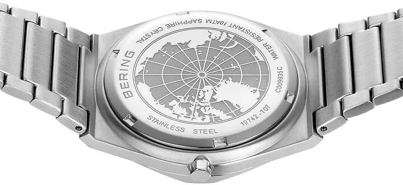 Bering Classic 19742-707 Herrenuhr • Saphirglas • Design