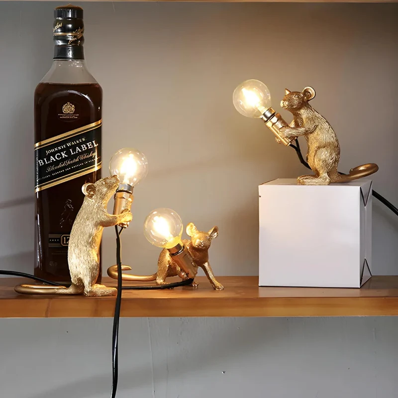 Design Muis Tafellamp | Decoratieve Tafellamp van Resin met Lichtbron – Goud of Wit