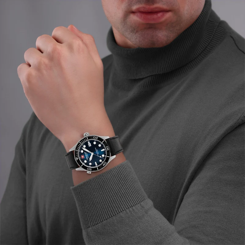Swiss Military Hanowa Phoenix SMWGH0004001-SET Herrenuhr Blau • Saphirglas • 4-in-1 Set